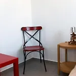شقة Tsakanos