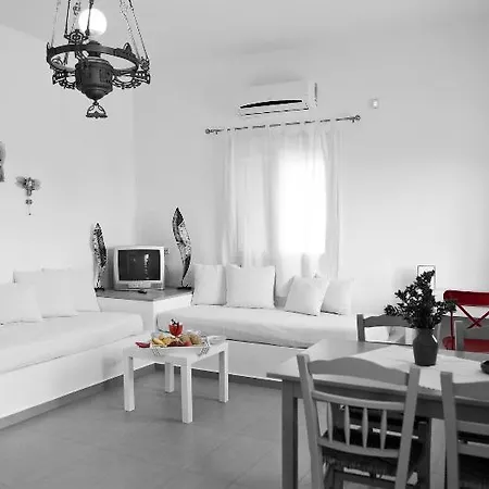 Tsakanos Apartment Adamantas (Milos)