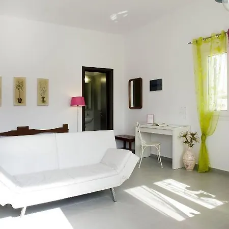 Tsakanos Apartment *
