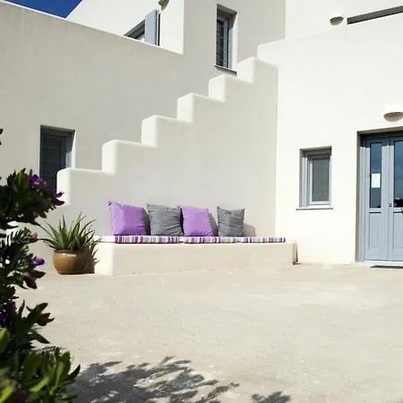 Tsakanos Apartament Adamantas (Milos)