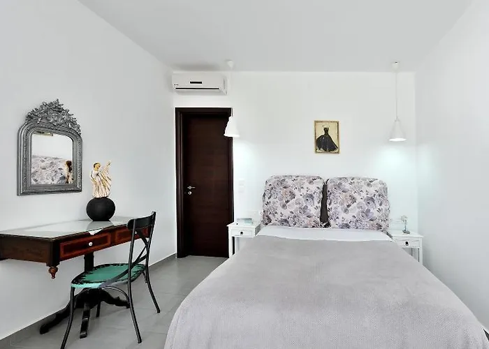 Tsakanos אדאמאס